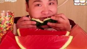 网红吃瓜表情图片大全,趣味横生的表情包盛宴 第2张 网红吃瓜表情图片大全,趣味横生的表情包盛宴 第2张